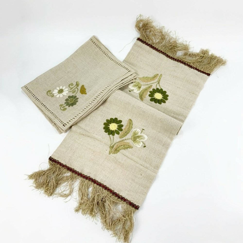 Vintage Eastern European Floral Embroidered Linen Placemats Table Runner Set